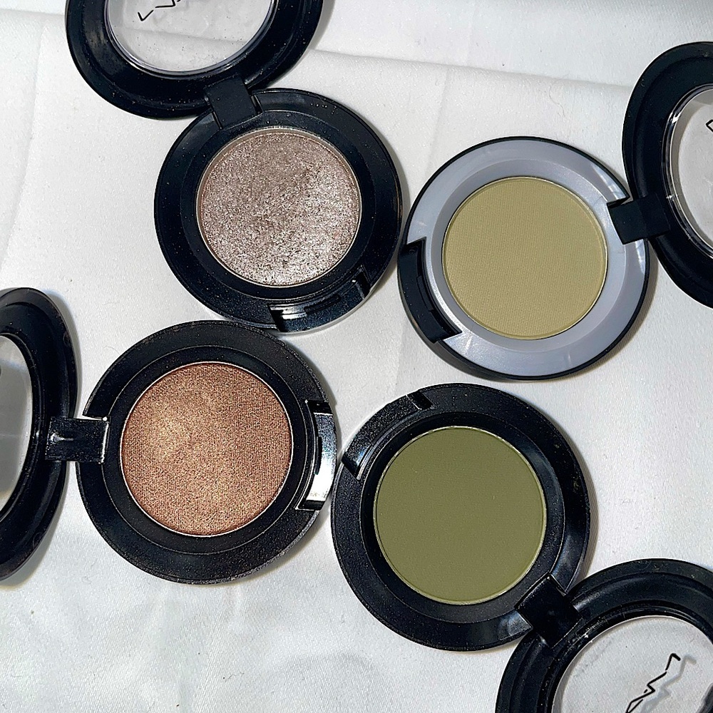 MAC 🍃 Single eyeshadow bundle